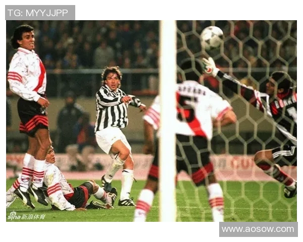 凯恩:从足球天才到传奇教练的辉煌人生与执教之路探秘